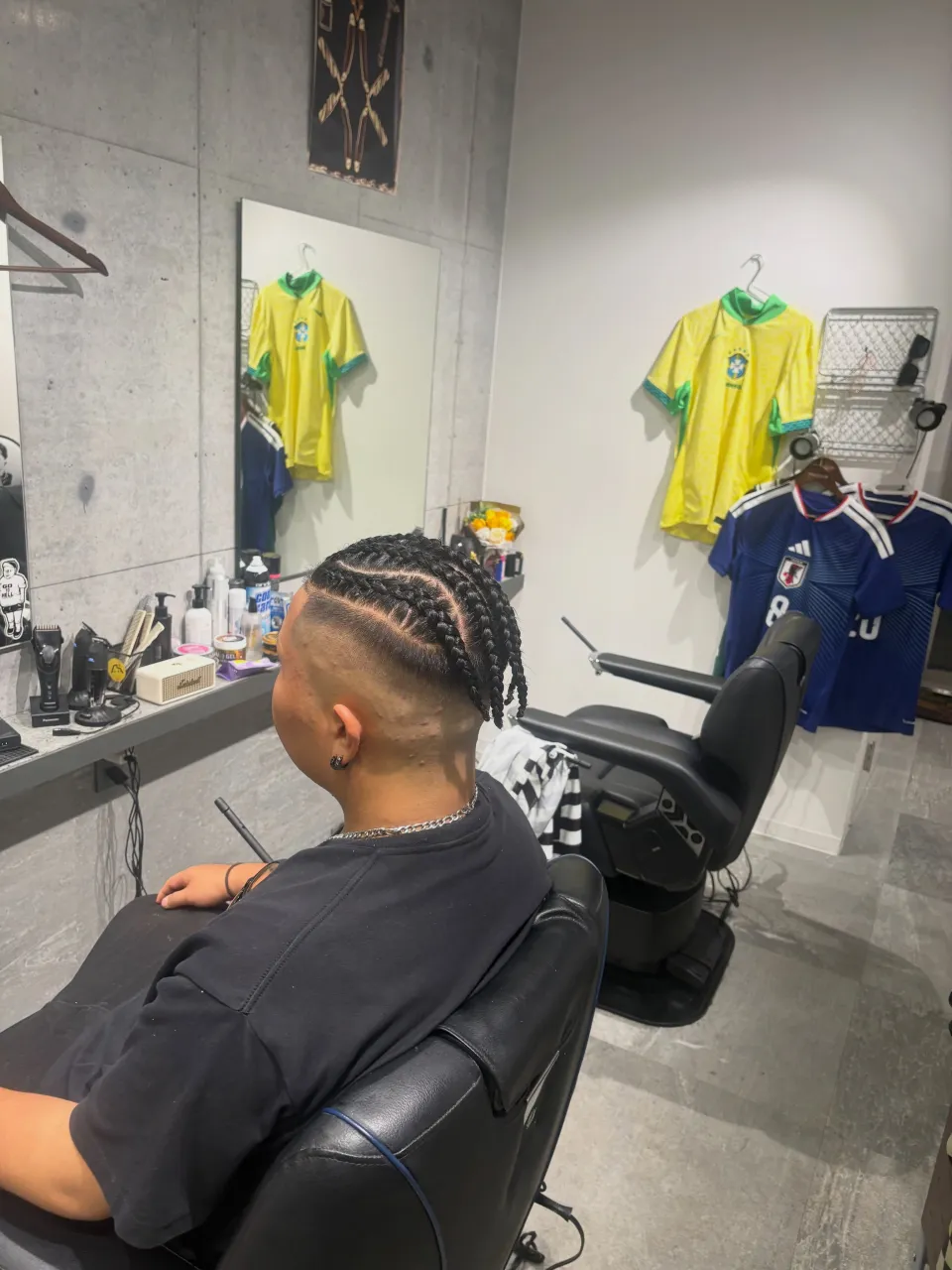 ご予約はDMからお待ちしてます💈
