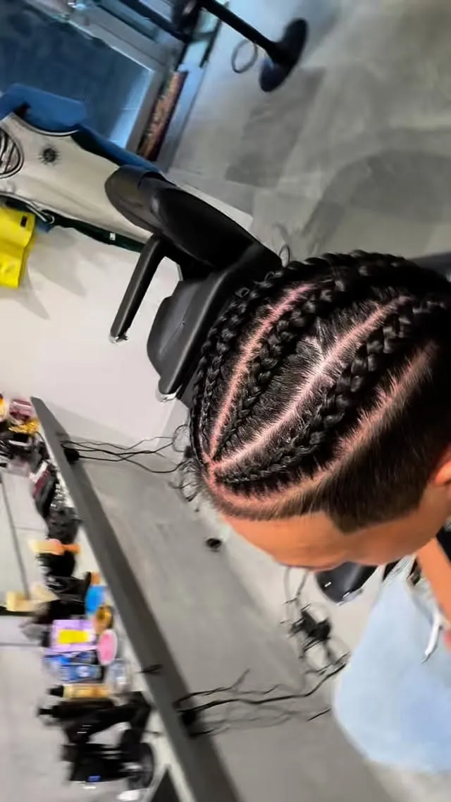 How to cornrows ⚡️⚡️